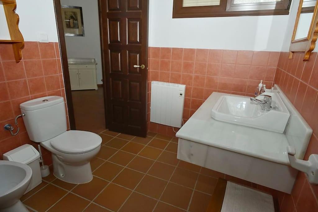 Вилла Casa Pomar - Preciosa Casa Con Piscina Y Vistas A La Sierra Грасалема Экстерьер фото